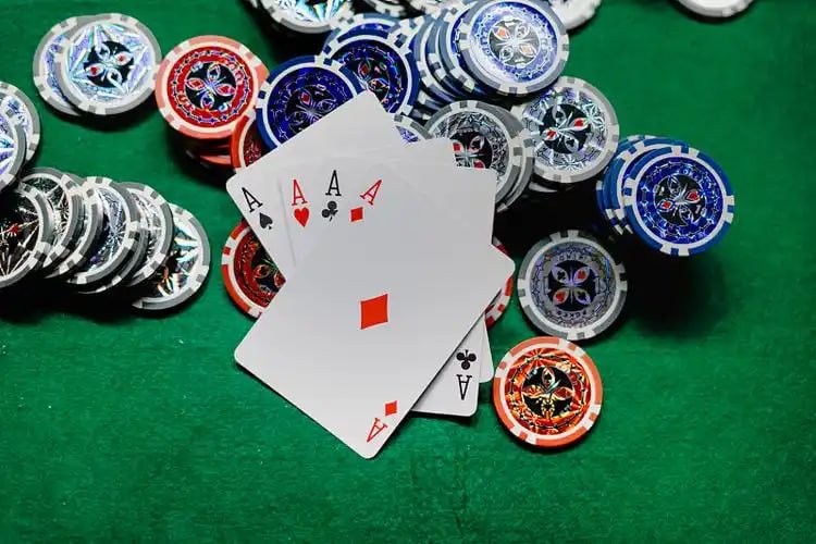 Opsi pembayaran e-wallet dan transfer bank yang tersedia di bingkai bet